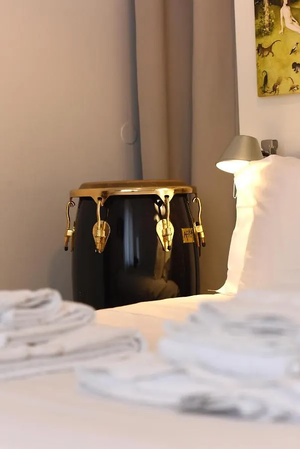 Al Piano - Home Away From Home Venice Apartment