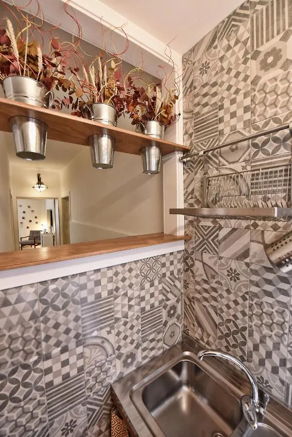 Al Piano - Home Away From Home Venice Apartment